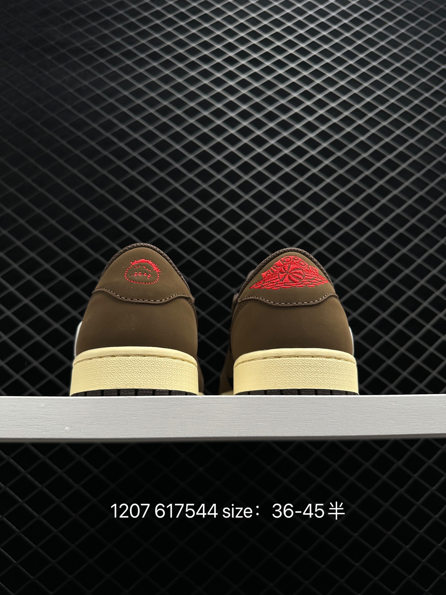 Travis Scott x Fragment x Air Jordan 1 Low“Military Blue”